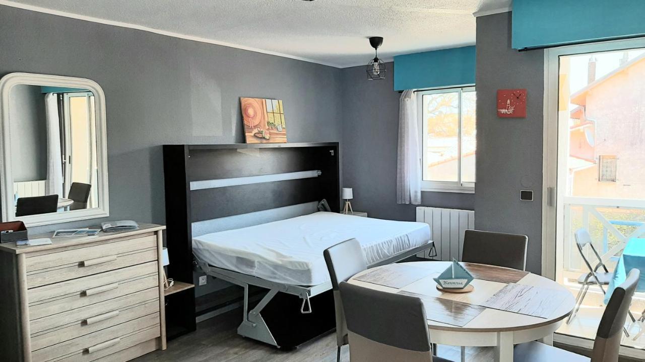 Le Petit Bleu De Didonne 28M2 150 M De La Plage Avec Balcon Saint-Georges-de-Didonne Kültér fotó