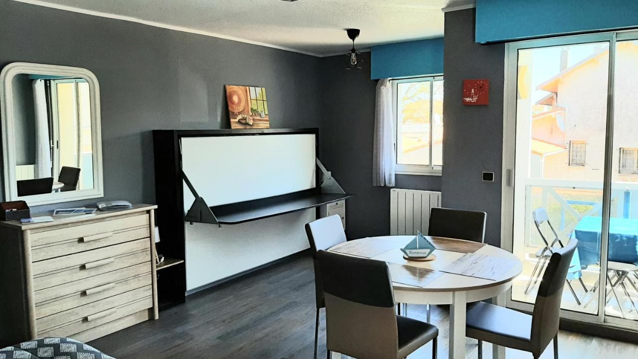 Le Petit Bleu De Didonne 28M2 150 M De La Plage Avec Balcon Saint-Georges-de-Didonne Kültér fotó
